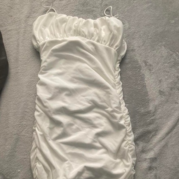 PRINCESS POLLY PENNY DRESS - Picture 3 of 4